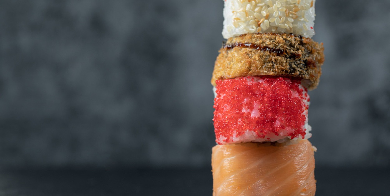 Jakie dodatki najlepiej komponują się z sushi?