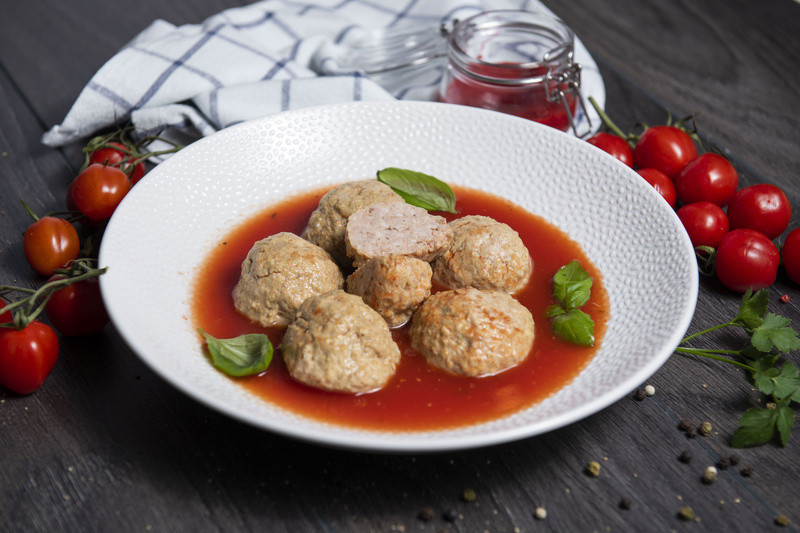 Pożywne i sycące pulplety wieprzowe w słoiku to świetna alternatywa dla tych, którym znudziła się dieta pudełkowa