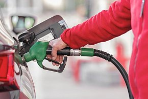 Ceny paliw. Kierowcy nie odczują zmian, eksperci mówią o "napiętej sytuacji"-7041