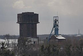 Pięcioletnie urlopy i nawet 170 tys. zł odprawy. Zmiany dla dużej grupy-10925