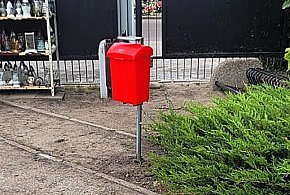 Widzisz taki pojemnik na cmentarzu. Oto, do czego służy-11127