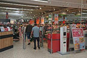 Pracownicy popularnej sieci mają dość. W południe zatrzymają pracę-11445