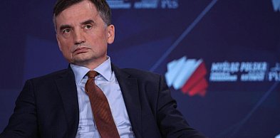 Szef MSWiA: paszport Ziobry został unieważniony decyzją wojewody mazowieckiego