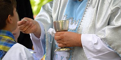 Wykorzystywanie małoletnich w Kościele. Episkopat ogłasza ważną decyzję