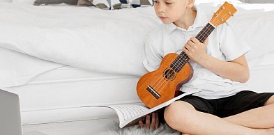Znaczenie edukacji muzycznej w rozwoju dzieci – jak klasyczne i nowoczesne metody