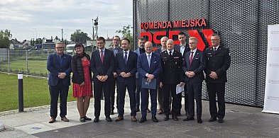 Wiceszef MSWiA: nigdy nie było tak dużo pieniędzy na ochronę ludności i obronę cyw-10928