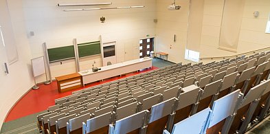 Uczelnie przeżywają oblężenie. Ten kierunek przyciąga tłumy-11360