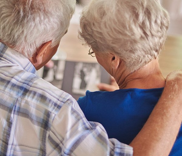 Seniorzy mają powód do radości. Projekt „Godna emerytura” trafił do Sejmu-11193