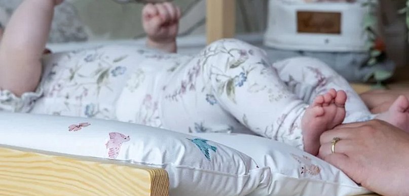Jak wybrać przewijak dla niemowlaka? TOP 3 porady