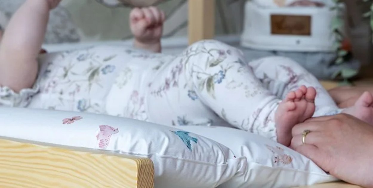 Jak wybrać przewijak dla niemowlaka? TOP 3 porady